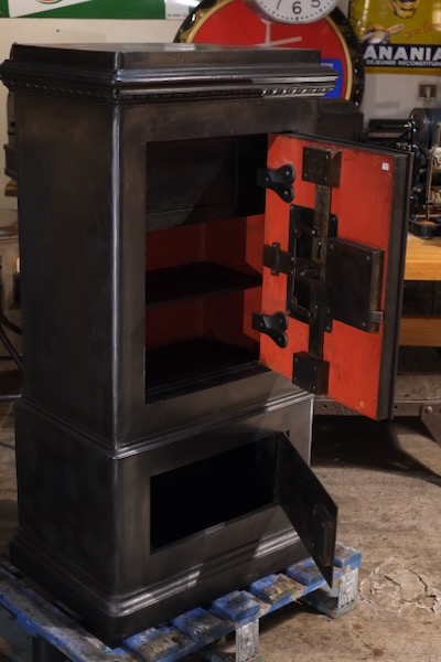 coffre fort interieur serrure bauche ancienne 